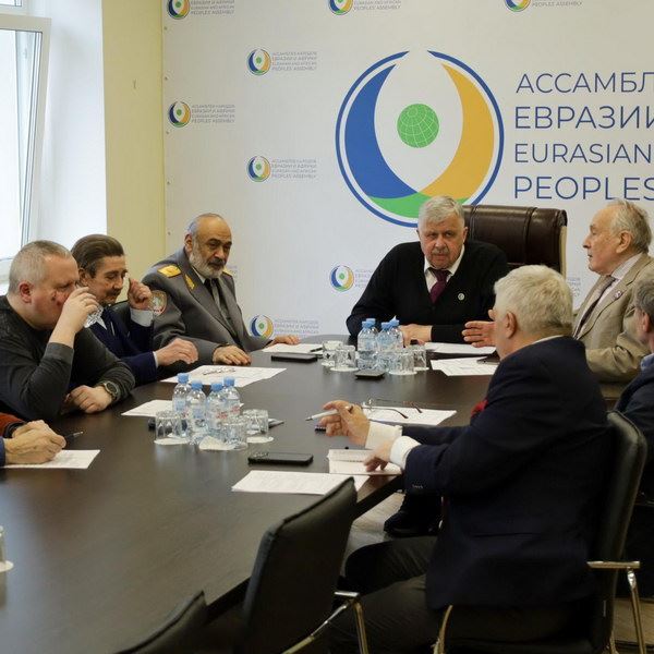 Концерт с исторической реконструкцией пройдет в день 80-летия встречи на Эльбе0