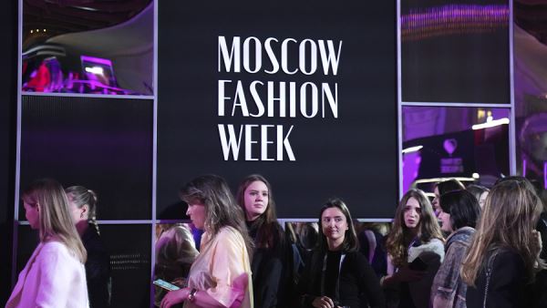 Международные дизайнеры представили коллекции на Московской неделе моды