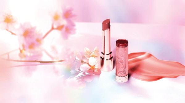 Весенние коллекции от Chantecaille, Valentino Beauty и Clarins