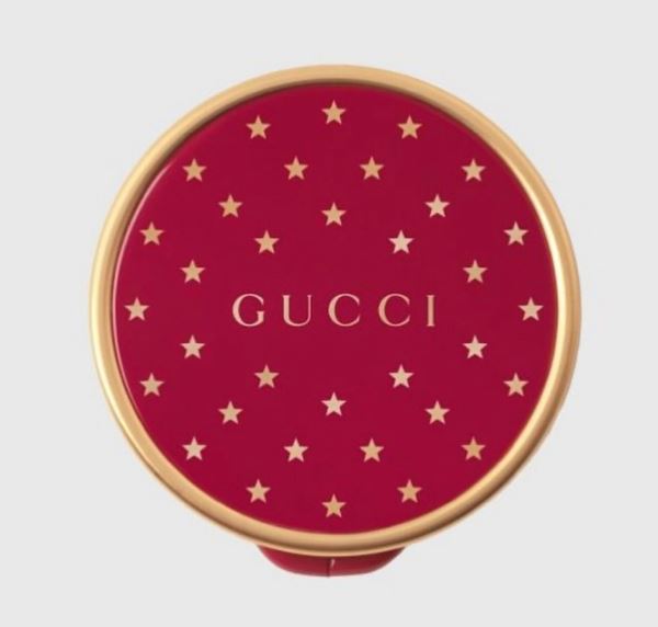 Рождественские мини-коллекции Gucci и Burberry