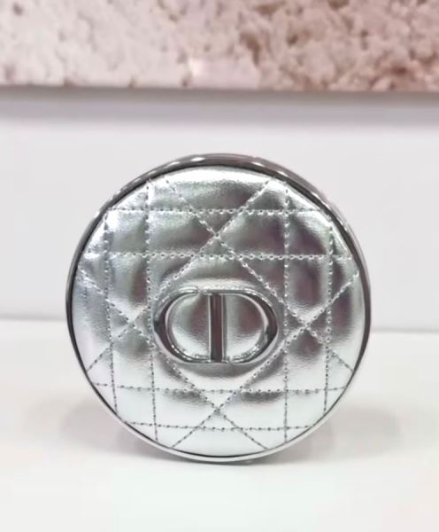 Новинки от Dior, Charlotte Tilbury, Pat Mgrath