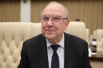 Академик Стародубов награжден орденом «За заслуги перед Отечеством» II степени