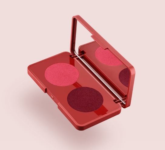 Emma Roberts X KIKO Milano Collection